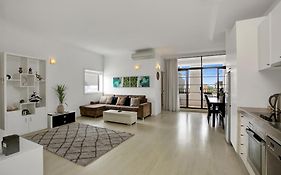Ultimate 2-Bed Apartment In Surry Hills - Ultimate Convenience
